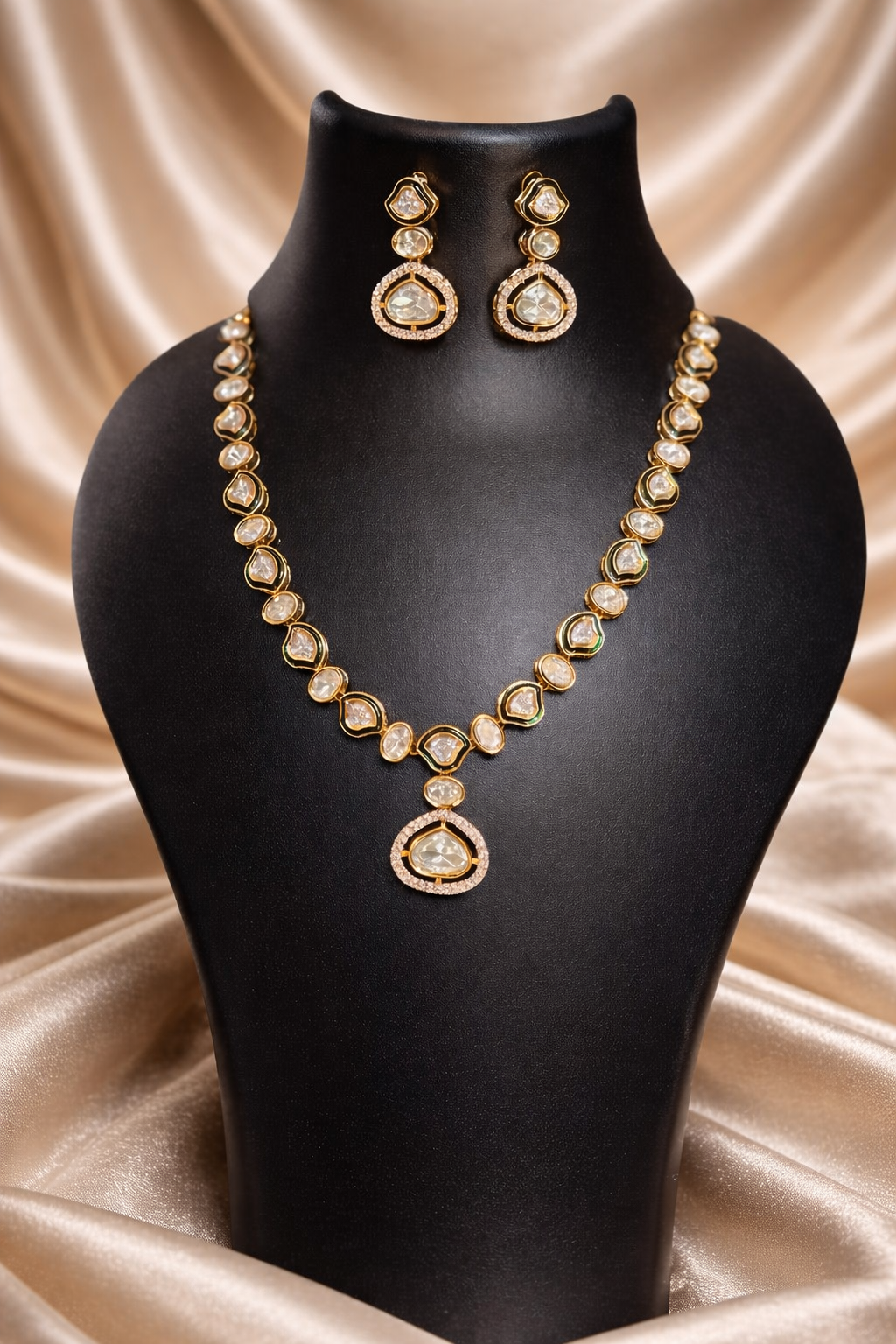 Delicate Grace: Single-Line Polki Pendant Set - Emerald Green