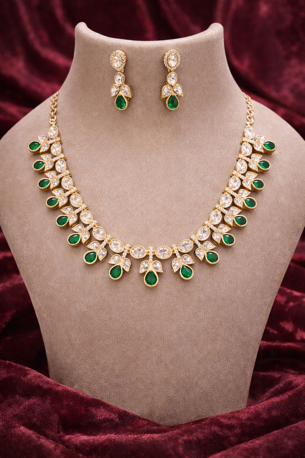 Verdant Glow: Modern Emerald & Polki Foliage Set