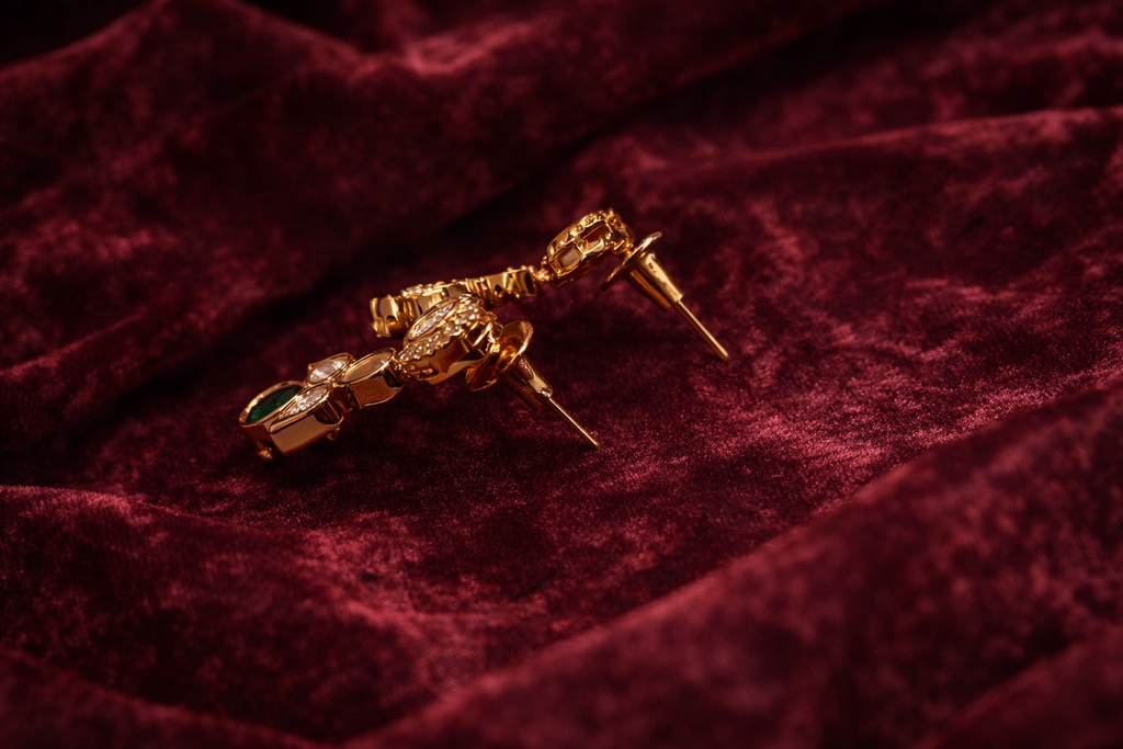 Verdant Glow: Modern Emerald & Polki Foliage Set