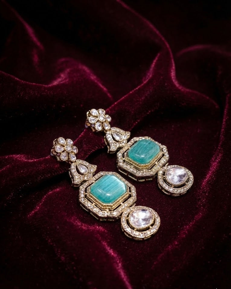 The Aqua Blue Heritage Polki Necklace & Mang-Tika Set