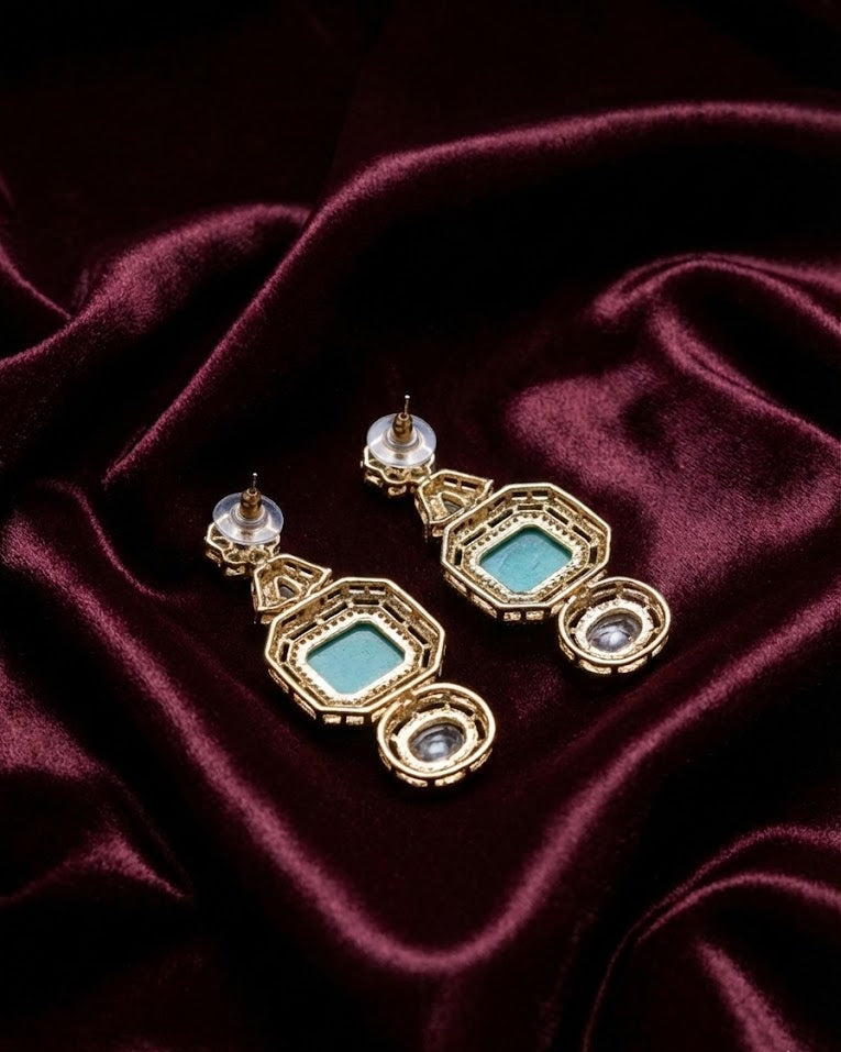 The Aqua Blue Heritage Polki Necklace & Mang-Tika Set